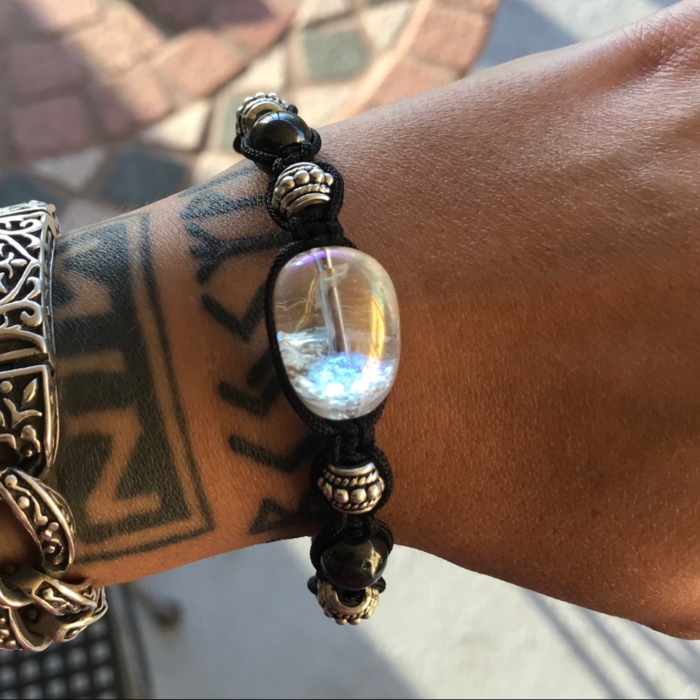 Crystal bead bracelet . Aura crystal hematite gemstones adjustable macrame - Picture 2 of 9